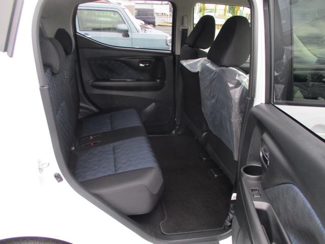 デイズ ハイウェイスター　Ｘ　５ドア　ＣＶＴ　プッシュスタート　ＬＥＤヘッドランプ・フォグランプ　ＡＢＳ　Ｗエアバック　衝突被害軽減装置　前後コーナーセンサー　ルームミラー内バックカメラ（12枚目）
