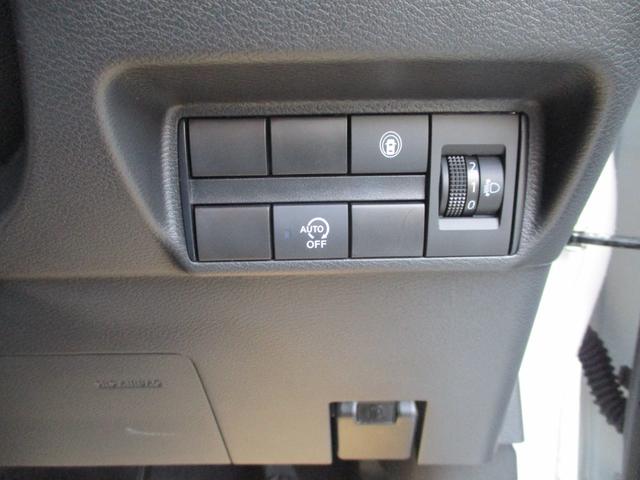 デイズ ハイウェイスター　Ｘ　５ドア　ＣＶＴ　プッシュスタート　ＬＥＤヘッドランプ・フォグランプ　ＡＢＳ　Ｗエアバック　衝突被害軽減装置　前後コーナーセンサー　ルームミラー内バックカメラ（30枚目）