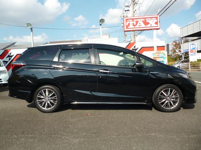 シャトル ハイブリッドＺ　ホンダセンシング　ワンオーナー　純正ナビ　フルセグＴＶ　バックカメラ　Ｂｌｕｅｔｏｏｔｈ　ＤＶＤ再生　ＬＥＤヘッド＆フォグ　ＥＴＣ　ＨｏｎｄａＳＥＮＳＩＮＧ　コンフォートビューＰＫＧ　取説　保証書　ナビ取説　スペアキー（5枚目）