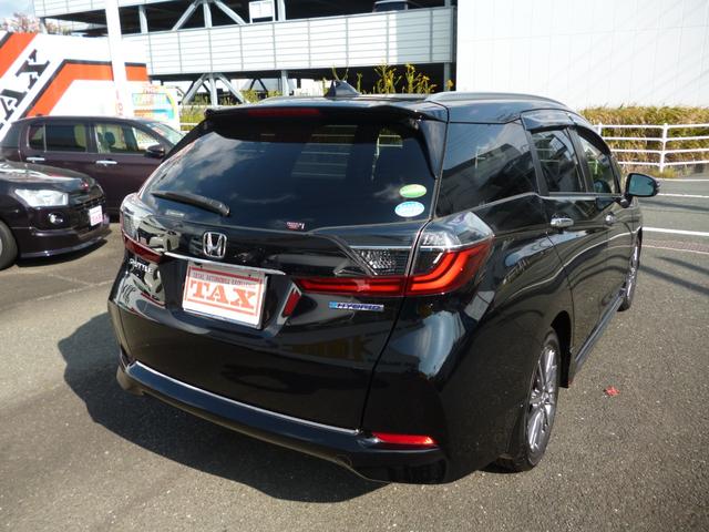 シャトル ハイブリッドＺ　ホンダセンシング　ワンオーナー　純正ナビ　フルセグＴＶ　バックカメラ　Ｂｌｕｅｔｏｏｔｈ　ＤＶＤ再生　ＬＥＤヘッド＆フォグ　ＥＴＣ　ＨｏｎｄａＳＥＮＳＩＮＧ　コンフォートビューＰＫＧ　取説　保証書　ナビ取説　スペアキー（9枚目）