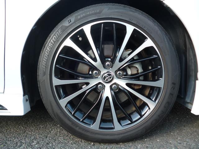 カムリ ＷＳレザーパッケージ　ワンオーナー　ＴＲＤエアロ＆マフラー　純正１８インチアルミ　パノラマムーンルーフ　メーカーナビ　フルセグＴＶ　ブラインドスポットモニター　ＪＢＬプレミアムサウンドシステム　ＤＶＤ再生可　シートヒーター（20枚目）