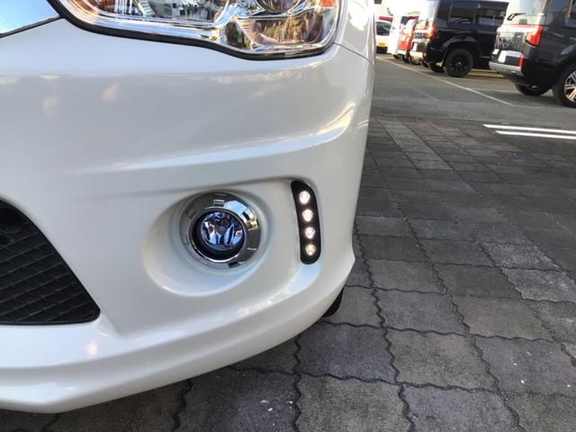 ローデストＧ　ワンオーナー／車検整備付／社外ナビ・バックカメラ・Ｂｌｕｅｔｏｏｔｈ・ＭＳＶ／社外アルミホイール／ＨＩＤ／デイライト／ダイヤモンド保証一年間走行距離無制限(9枚目)