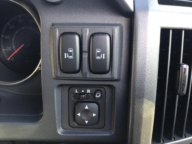デリカＤ：５ Ｇ　パワーパッケージ　／４ＷＤ／社外ナビゲーション／フルセグ／Ｂｌｕｅｔｏｏｔｈ　ａｕｄｉｏ／両側パワースライドドア／クルーズコントロール／ＨＩＤヘッドライト／リヤデフレクター／ワンオーナー車／人気のパールホワイト／（13枚目）