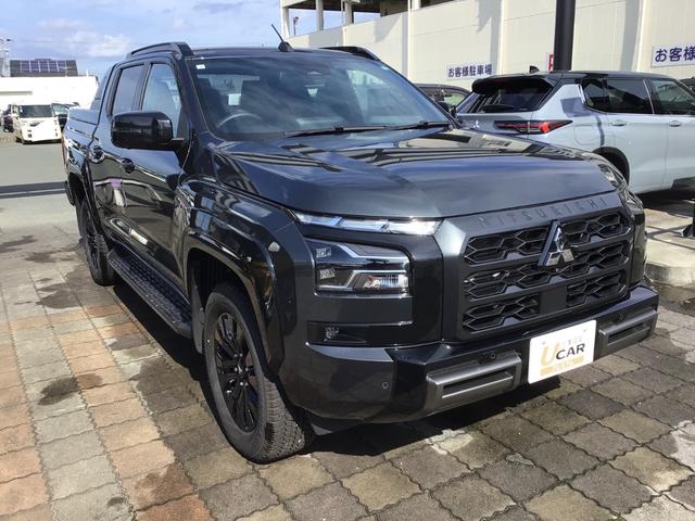 トライトン ＧＳＲ　／純正９インチスマホ連携ナビゲーション／フルセグ／マルチアラウンドモニター／レーダークルーズコントロール／パーキングセンサー／ＬＥＤヘッドライト／スマートキー＆プッシュスタート／（4枚目）