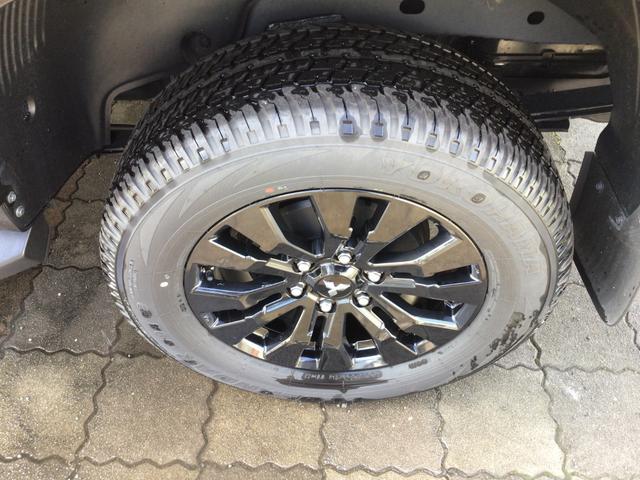 トライトン ＧＳＲ　／純正９インチスマホ連携ナビゲーション／フルセグ／マルチアラウンドモニター／レーダークルーズコントロール／パーキングセンサー／ＬＥＤヘッドライト／スマートキー＆プッシュスタート／（47枚目）