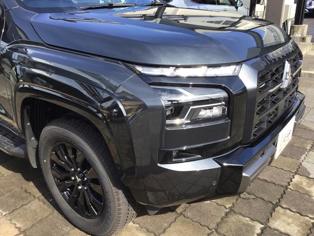 トライトン ＧＳＲ　／純正９インチスマホ連携ナビゲーション／フルセグ／マルチアラウンドモニター／レーダークルーズコントロール／パーキングセンサー／ＬＥＤヘッドライト／スマートキー＆プッシュスタート／（52枚目）