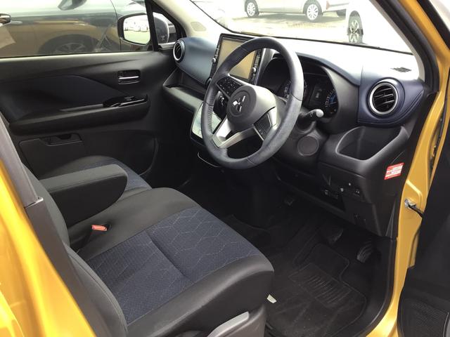 eKクロス T /車検整備付/純正9インチナビゲーション/フルセグ/LEDヘッドライト/スマートキー&プッシュスタート/シートヒーター/衝突被害軽減ブレーキ/2トーンカラー/タイヤ4本交換込/(8枚目)