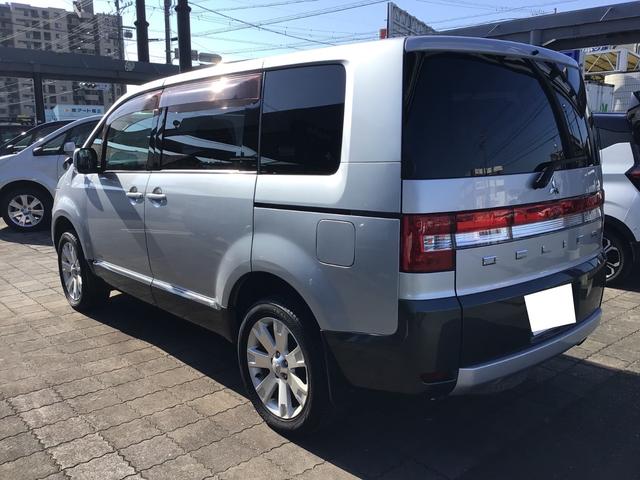 デリカD:5 G パワーパッケージ /両側パワースライドドア/社外ナビゲーション/Bluetooth audio/フルセグ/クルーズコントロール/ビルトインETC/ラジエーター修理済/7人乗り/ワンオーナー/(7枚目)