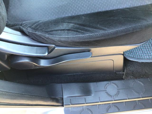 デリカD:5 G パワーパッケージ /両側パワースライドドア/社外ナビゲーション/Bluetooth audio/フルセグ/クルーズコントロール/ビルトインETC/ラジエーター修理済/7人乗り/ワンオーナー/(14枚目)