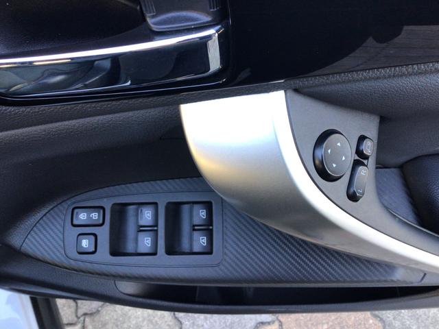 エクリプスクロスＰＨＥＶ Ｐ　／車検整備付／スマホ連携ナビゲーション／フルセグ／マルチアラウンドモニター／Ｓ－ＡＷＣ／ハーフレザーシート／シートヒーター／ＬＥＤヘッドライト／レーダークルーズコントロール／前後ドラレコ／（11枚目）