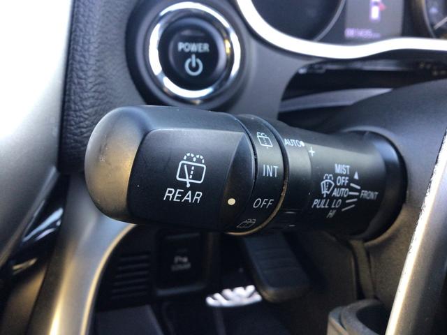 エクリプスクロスＰＨＥＶ Ｐ　／車検整備付／スマホ連携ナビゲーション／フルセグ／マルチアラウンドモニター／Ｓ－ＡＷＣ／ハーフレザーシート／シートヒーター／ＬＥＤヘッドライト／レーダークルーズコントロール／前後ドラレコ／（17枚目）