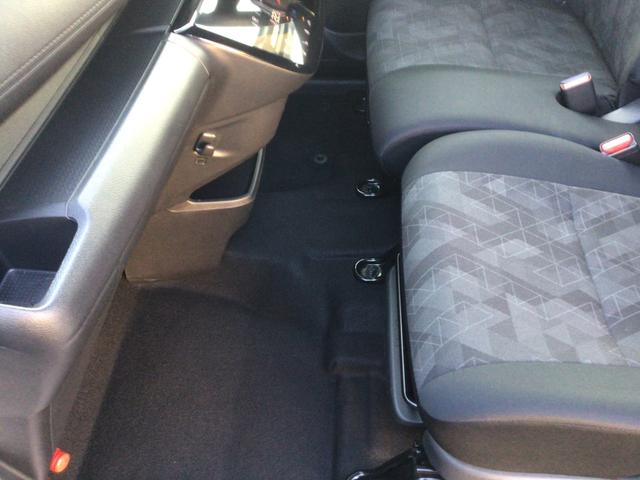 ｅＫクロス ＥＶ Ｐ　／スマホ連携ナビゲーション／フルセグ／Ｂｌｕｅｔｏｏｔｈ　ａｕｄｉｏ／ＬＥＤヘッドライト／クリアランスソナー／マイパイロット／ＥＴＣ／マルチアラウンドモニター／スマートキー＆プッシュスタート／（32枚目）