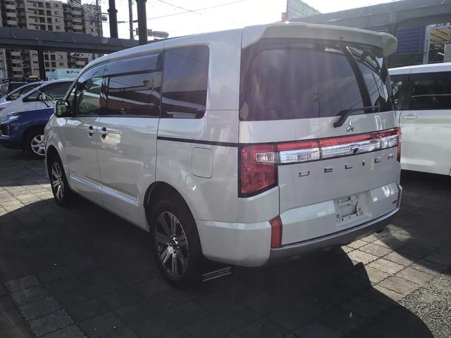 デリカＤ：５ Ｇ　パワーパッケージ　／車検整備付／社外９インチナビゲーション／フルセグ／Ｂｌｕｅｔｏｏｔｈ　ａｕｄｉｏ／全方位モニター／リヤフリップダウンモニター／両側パワースライドドア／パワーバックドア／ドライブレコーダー／ＥＴＣ／（7枚目）