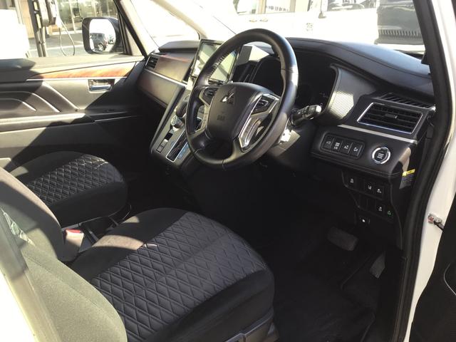 デリカＤ：５ Ｇ　パワーパッケージ　／車検整備付／社外９インチナビゲーション／フルセグ／Ｂｌｕｅｔｏｏｔｈ　ａｕｄｉｏ／全方位モニター／リヤフリップダウンモニター／両側パワースライドドア／パワーバックドア／ドライブレコーダー／ＥＴＣ／（8枚目）