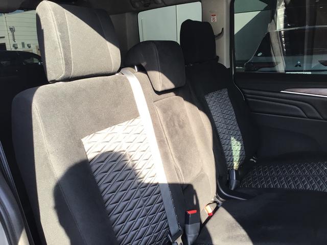 デリカＤ：５ Ｇ　パワーパッケージ　／車検整備付／社外９インチナビゲーション／フルセグ／Ｂｌｕｅｔｏｏｔｈ　ａｕｄｉｏ／全方位モニター／リヤフリップダウンモニター／両側パワースライドドア／パワーバックドア／ドライブレコーダー／ＥＴＣ／（36枚目）