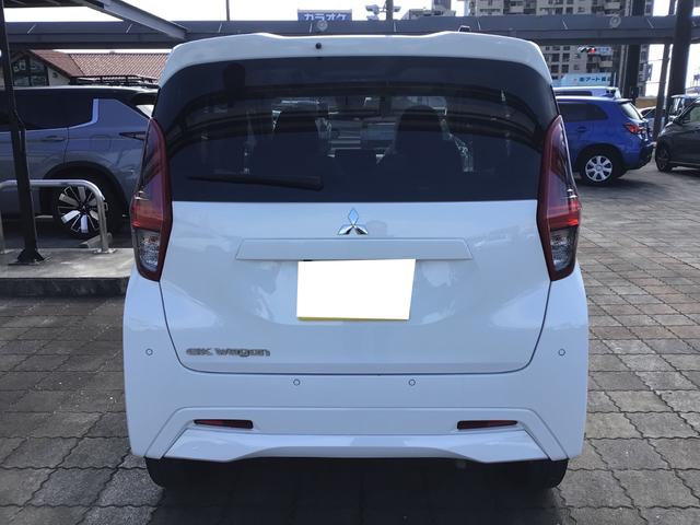 ｅＫワゴン Ｍ　／社外９インチナビゲーション／フルセグ／Ｂｌｕｅｔｏｏｔｈ　ａｕｄｉｏ／バックカメラ／ＥＴＣ／前後ドライブレコーダー／シートヒーター／衝突被害軽減ブレーキ／クリアランスソナー／（6枚目）