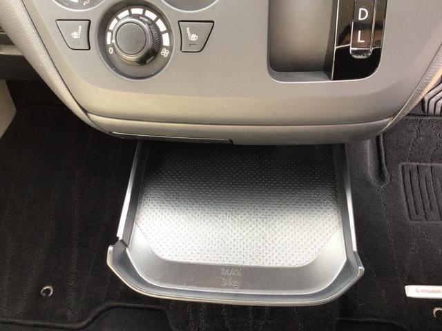 ｅＫワゴン Ｍ　／社外９インチナビゲーション／フルセグ／Ｂｌｕｅｔｏｏｔｈ　ａｕｄｉｏ／バックカメラ／ＥＴＣ／前後ドライブレコーダー／シートヒーター／衝突被害軽減ブレーキ／クリアランスソナー／（25枚目）