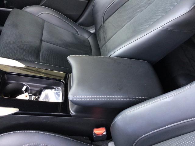 エクリプスクロスＰＨＥＶ Ｐ　試乗車／８インチスマホ連携ナビゲーション／フルセグ／マルチアラウンドモニター／ＥＴＣ／全席シートヒーター／ＨＵＤ／パワーバックドア／マイパイロット　１５００Ｗ電源（27枚目）