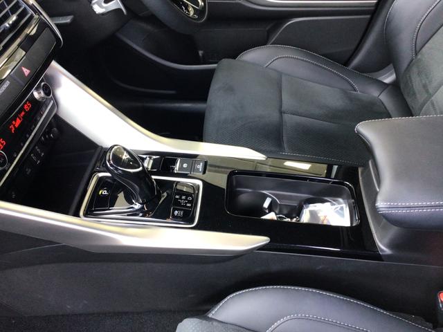 エクリプスクロスＰＨＥＶ Ｐ　試乗車／８インチスマホ連携ナビゲーション／フルセグ／マルチアラウンドモニター／ＥＴＣ／全席シートヒーター／ＨＵＤ／パワーバックドア／マイパイロット　１５００Ｗ電源（28枚目）