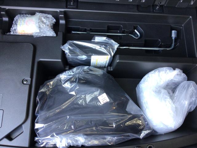エクリプスクロスＰＨＥＶ Ｐ　試乗車／８インチスマホ連携ナビゲーション／フルセグ／マルチアラウンドモニター／ＥＴＣ／全席シートヒーター／ＨＵＤ／パワーバックドア／マイパイロット　１５００Ｗ電源（32枚目）
