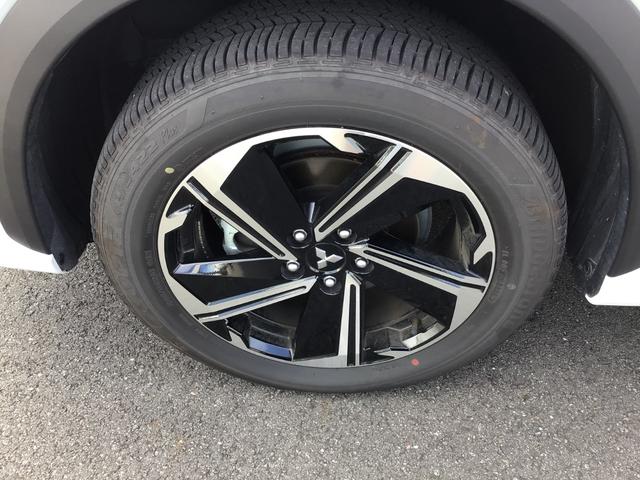 エクリプスクロスＰＨＥＶ Ｐ　試乗車／８インチスマホ連携ナビゲーション／フルセグ／マルチアラウンドモニター／ＥＴＣ／全席シートヒーター／ＨＵＤ／パワーバックドア／マイパイロット　１５００Ｗ電源（42枚目）