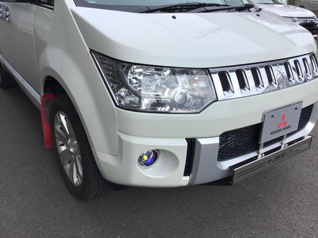 デリカＤ：５ シャモニー　ディラーワンオーナ車　社外マフラー　楽ナビ　ＥＴＣ　ＪＡＯＳ部品　スモークフィルム　バックカメラ　後席モニター　外装部品　地デジ　ブルートゥース（3枚目）