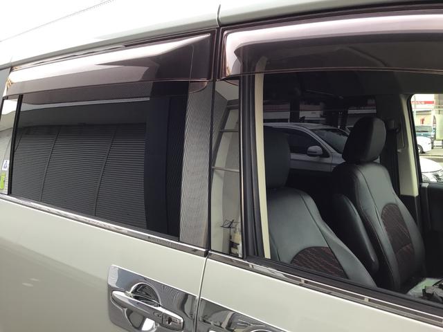 デリカＤ：５ シャモニー　ディラーワンオーナ車　社外マフラー　楽ナビ　ＥＴＣ　ＪＡＯＳ部品　スモークフィルム　バックカメラ　後席モニター　外装部品　地デジ　ブルートゥース（17枚目）