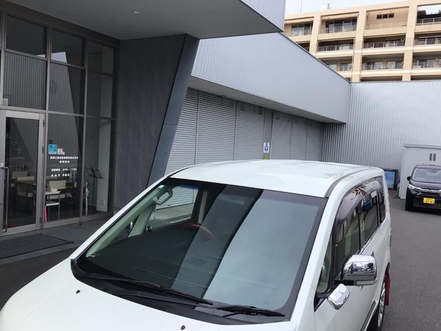 デリカＤ：５ シャモニー　ディラーワンオーナ車　社外マフラー　楽ナビ　ＥＴＣ　ＪＡＯＳ部品　スモークフィルム　バックカメラ　後席モニター　外装部品　地デジ　ブルートゥース（18枚目）