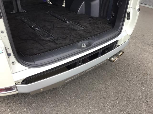 デリカＤ：５ シャモニー　ディラーワンオーナ車　社外マフラー　楽ナビ　ＥＴＣ　ＪＡＯＳ部品　スモークフィルム　バックカメラ　後席モニター　外装部品　地デジ　ブルートゥース（23枚目）