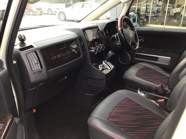 デリカＤ：５ シャモニー　ディラーワンオーナ車　社外マフラー　楽ナビ　ＥＴＣ　ＪＡＯＳ部品　スモークフィルム　バックカメラ　後席モニター　外装部品　地デジ　ブルートゥース（33枚目）