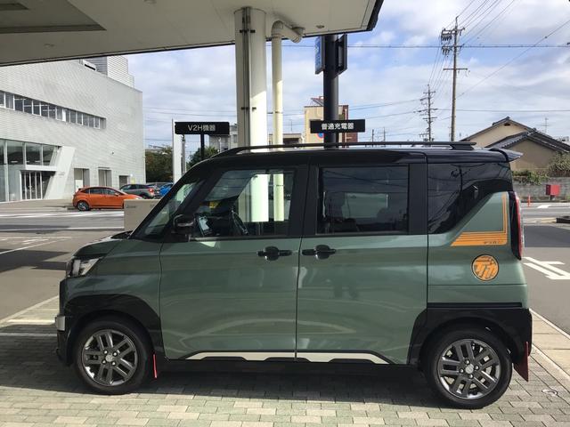 デリカミニ Ｔ　プレミアム　４ＷＤ　純正９型ナビゲーション　全周囲カメラ　衝突軽減　マイパイロット　デジタルインナーミラー　両側電動スライドドア　Ｂｌｕｅｔｏｏｔｈ　ＬＥＤヘッド・フォグ　ＥＴＣ　外装カスタム有（6枚目）