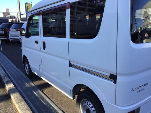 ミニキャブバン 　ハイルーフ　キーレスエントリー　エアコン　パワステ　運転席Ｐ／Ｗ★走行距離１８１００ｋｍ　スピーカー　ラジオ（8枚目）
