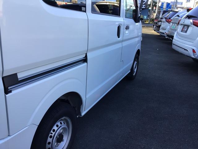 ミニキャブバン 　ハイルーフ　キーレスエントリー　エアコン　パワステ　運転席Ｐ／Ｗ★走行距離１８１００ｋｍ　スピーカー　ラジオ（13枚目）