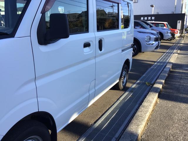 ミニキャブバン 　ハイルーフ　キーレスエントリー　エアコン　パワステ　運転席Ｐ／Ｗ★走行距離１８１００ｋｍ　スピーカー　ラジオ（15枚目）