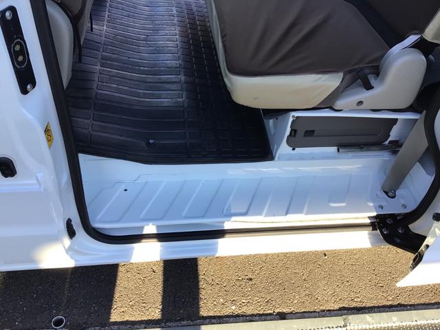 ミニキャブバン 　ハイルーフ　キーレスエントリー　エアコン　パワステ　運転席Ｐ／Ｗ★走行距離１８１００ｋｍ　スピーカー　ラジオ（20枚目）