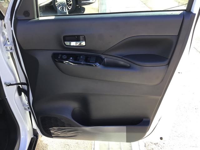 デリカミニ Ｔ　プレミアム　禁煙車　　全方位カメラ　デジタルインナーミラー　マイパイロット　パドルシフト　ハンズフリー付両側電動ドア　ハンドルヒーター　ダウンヒルアシスト（26枚目）