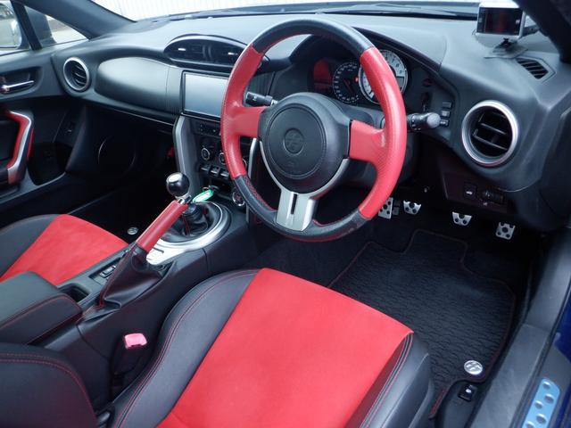 ８６ ＧＴリミテッド　６速ＭＴ・Ｆ／Ｓモデリスタエアロ・ＴＲＤエアロ・ＴＲＤマフラー・ＴＲＤフェンダーエクステンション・純正ナビ／ＴＶ／Ｂｌｕｅｔｏｏｔｈ／バックカメラ・前後ドラレコ・赤黒シート・シートヒーター・ＥＴＣ（19枚目）