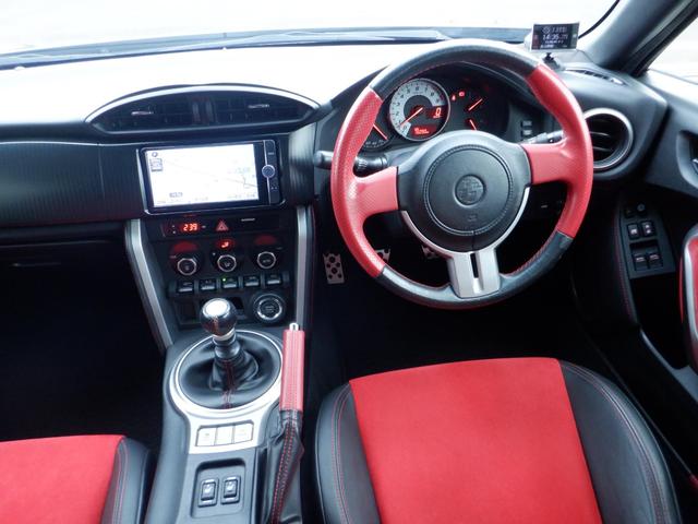 ８６ ＧＴリミテッド　６速ＭＴ・Ｆ／Ｓモデリスタエアロ・ＴＲＤエアロ・ＴＲＤマフラー・ＴＲＤフェンダーエクステンション・純正ナビ／ＴＶ／Ｂｌｕｅｔｏｏｔｈ／バックカメラ・前後ドラレコ・赤黒シート・シートヒーター・ＥＴＣ（24枚目）