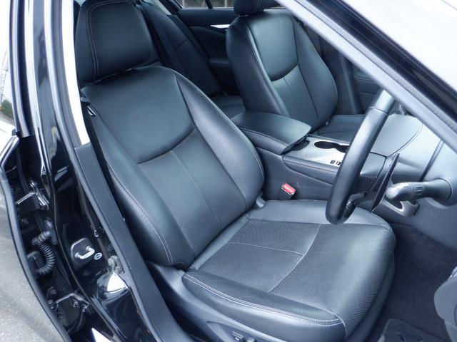 スカイライン ２００ＧＴ－ｔタイプＳＰ　純正メーカーナビ・フルセグＴＶ・Ｂｌｕｅｔｏｏｔｈ・黒革シート・全方位カメラ・ＬＥＤライト・レーダークルーズコントロール・純正１９インチアルミ・シートヒーター・パドルシフト・ＥＴＣ・禁煙車（17枚目）