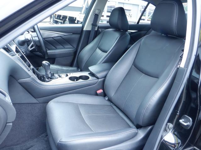 スカイライン ２００ＧＴ－ｔタイプＳＰ　純正メーカーナビ・フルセグＴＶ・Ｂｌｕｅｔｏｏｔｈ・黒革シート・全方位カメラ・ＬＥＤライト・レーダークルーズコントロール・純正１９インチアルミ・シートヒーター・パドルシフト・ＥＴＣ・禁煙車（20枚目）