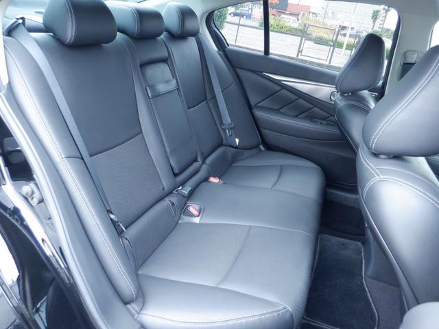 スカイライン ２００ＧＴ－ｔタイプＳＰ　純正メーカーナビ・フルセグＴＶ・Ｂｌｕｅｔｏｏｔｈ・黒革シート・全方位カメラ・ＬＥＤライト・レーダークルーズコントロール・純正１９インチアルミ・シートヒーター・パドルシフト・ＥＴＣ・禁煙車（26枚目）