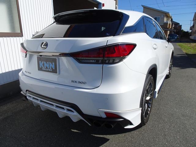 RX RX300 Fスポーツ TRDフルエアロ&マフラー 後期型 サンルーフ 全方位カメラ ブラックコンビレザー 後席シートヒーター BSM HUD TVキャンセラー ベンチレーション 衝突軽減 レーダークルーズ AC100V(15枚目)