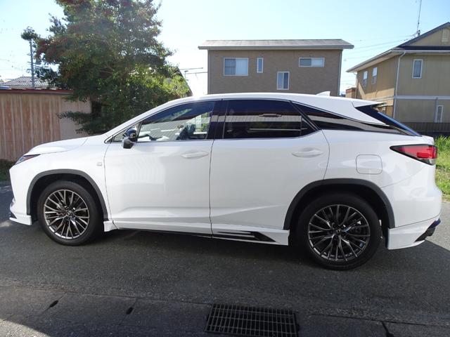 RX RX300 Fスポーツ TRDフルエアロ&マフラー 後期型 サンルーフ 全方位カメラ ブラックコンビレザー 後席シートヒーター BSM HUD TVキャンセラー ベンチレーション 衝突軽減 レーダークルーズ AC100V(17枚目)