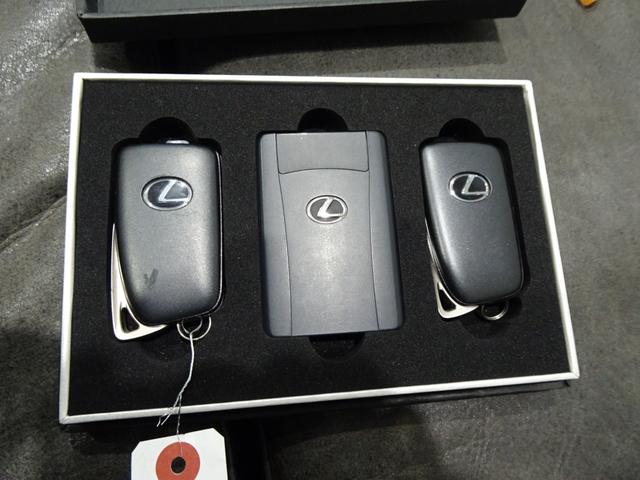 RX RX300 Fスポーツ TRDフルエアロ&マフラー 後期型 サンルーフ 全方位カメラ ブラックコンビレザー 後席シートヒーター BSM HUD TVキャンセラー ベンチレーション 衝突軽減 レーダークルーズ AC100V(64枚目)