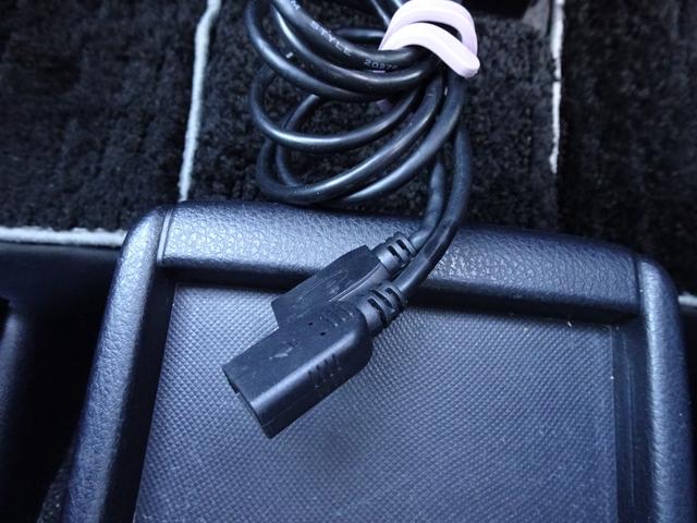 ノア ハイブリッドSi ダブルバイビー トヨタセーフティセンス 純正10インチナビ アルパインフリップダウンM 両側電動スライド ハーフレザー ドライブレコーダー リアスポイラー オートハイビーム LEDライト Bカメラ HDMI&USB(30枚目)