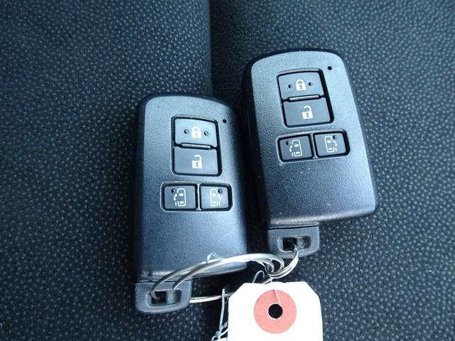 ノア ハイブリッドSi ダブルバイビー トヨタセーフティセンス 純正10インチナビ アルパインフリップダウンM 両側電動スライド ハーフレザー ドライブレコーダー リアスポイラー オートハイビーム LEDライト Bカメラ HDMI&USB(68枚目)