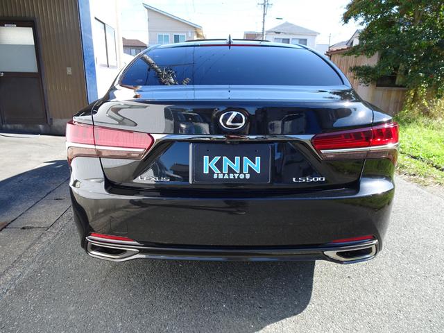 ＬＳ ＬＳ５００　Ｆスポーツ　サンルーフ　パノラミックビュー　マークレビンソン　ＴＶキャンセラー　衝突軽減システム　ドラレコ　デジタルミラー　ＨＵＤ　黒革シート　ベンチレーション　レーダークルーズ　メーカーナビ　第三者機関鑑定済み（26枚目）