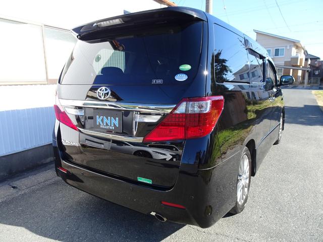 アルファード ２４０Ｓ　タイプゴールドＩＩ　純正８インチナビ　１１型フリップダウンモニター　パワーバックドア　スカッフイルミ　インテリアイルミ　両側電動スライド　内外装クリーニング済　バックソナー　オプションＬＥＤ照明　ハーフレザー　クルコン（9枚目）