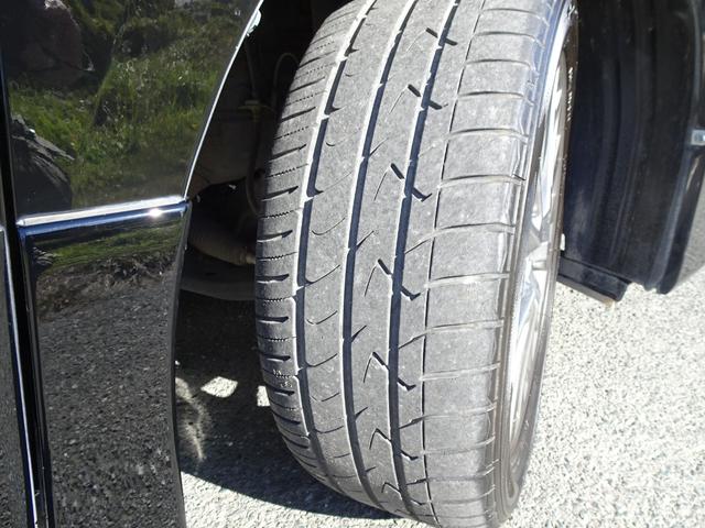 アルファード ２４０Ｓ　タイプゴールドＩＩ　純正８インチナビ　１１型フリップダウンモニター　パワーバックドア　スカッフイルミ　インテリアイルミ　両側電動スライド　内外装クリーニング済　バックソナー　オプションＬＥＤ照明　ハーフレザー　クルコン（62枚目）