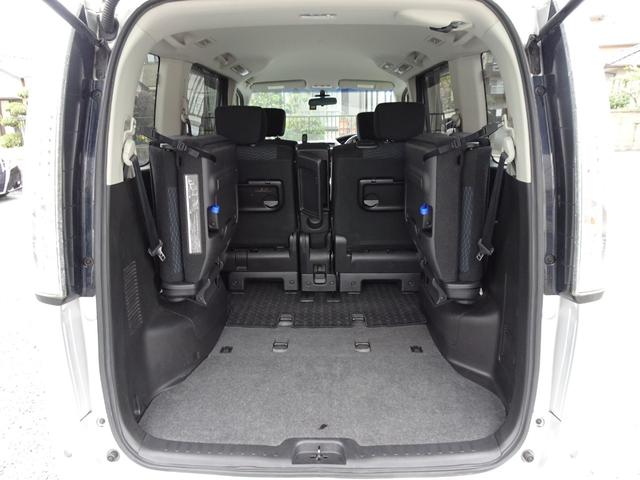 ランディ ２．０Ｘ　Ｓ－ハイブリッド　エマージェンシーブレーキ　両側電動　フルセグナビ　バックカメラ　ＬＥＤヘッドライト　クルコン　前後ドライブレコーダー　前後クリアランスソナー　ブルートゥース　ＵＳＢ　レーンキープアシスト　グー鑑定済み（12枚目）